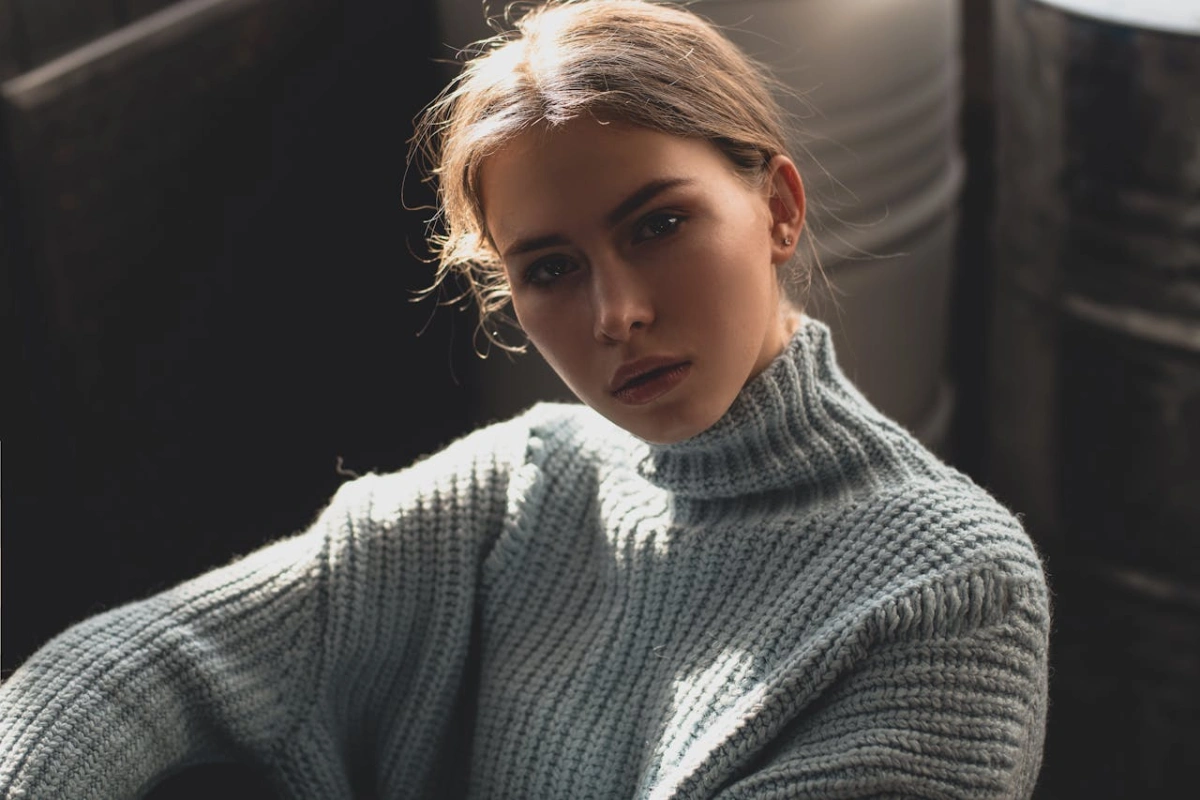 Jaki biustonosz pod sweter okaże się najlepszym rozwiązaniem?